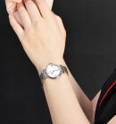 Montre femme seiko en cristaux swarovski