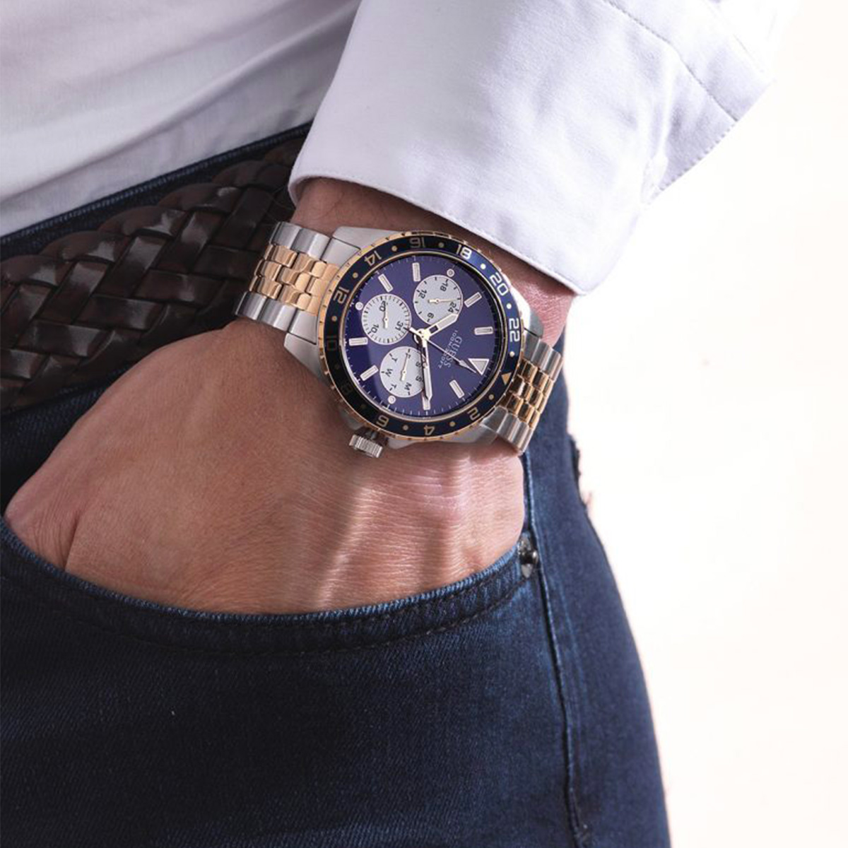 Montre homme guess odyssey w1107g3