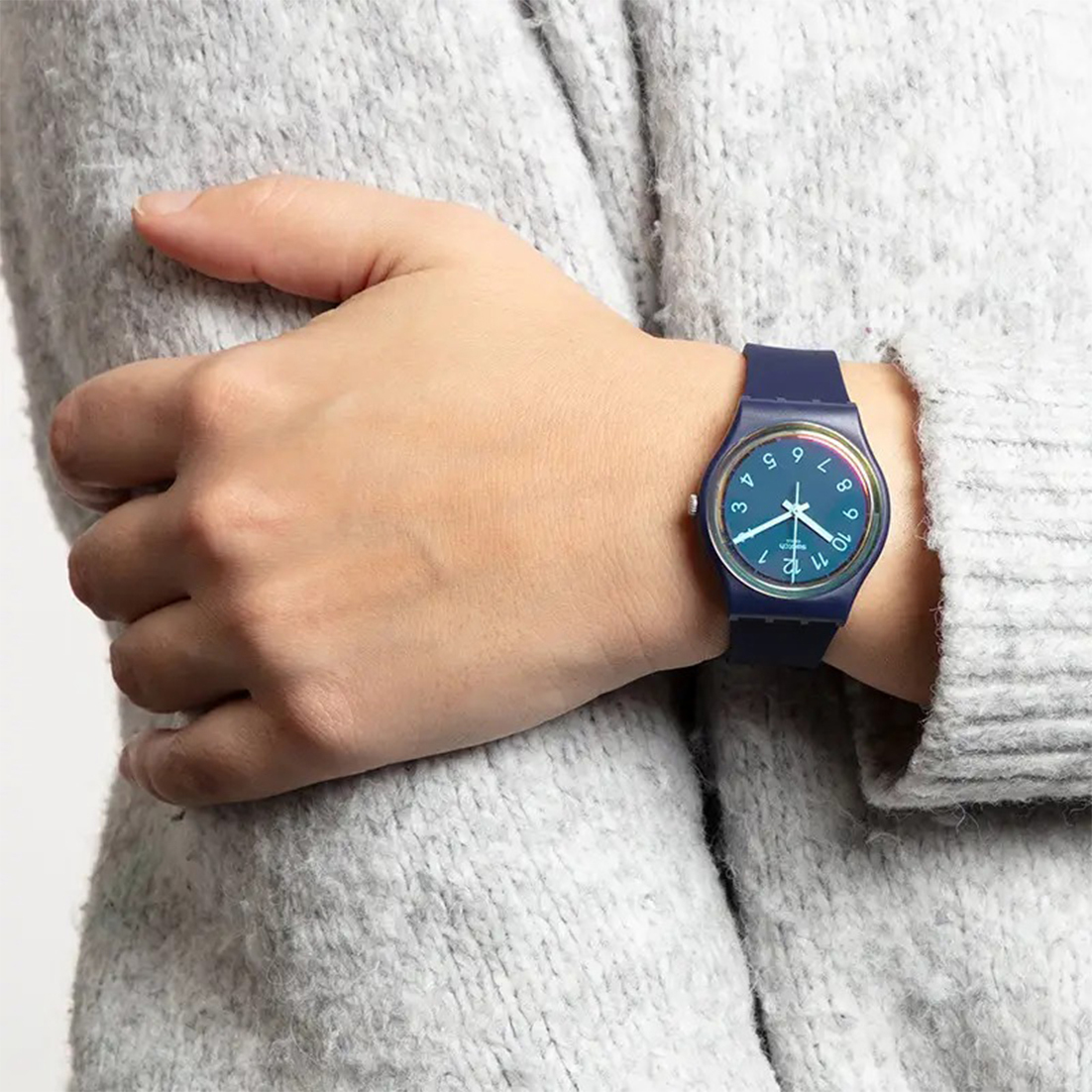montre femme & enfants swatch  gn274