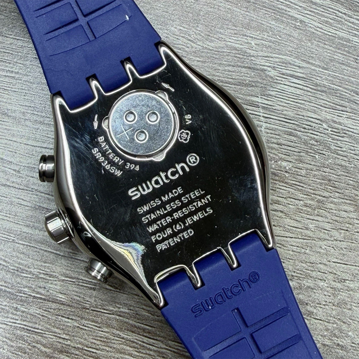 Montre homme swatch irony chrono yvs439