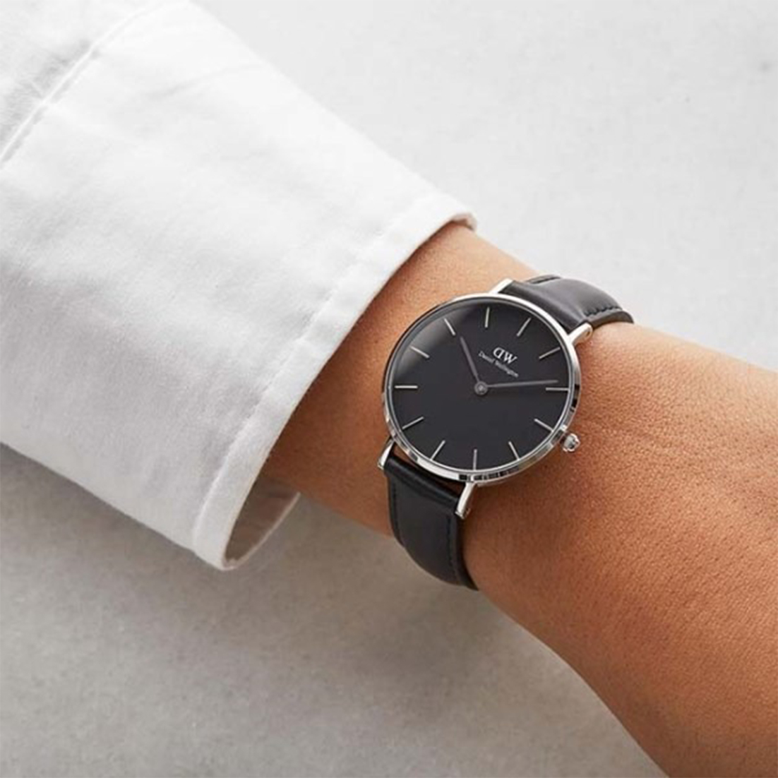 dw00100180&