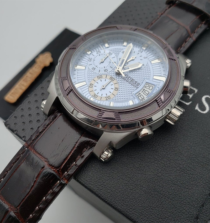 Montre homme guess w0673g1